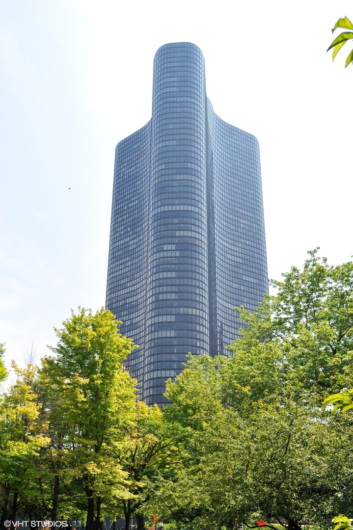 Property Photo: 505 N Lake Shore Drive 508 IL 60611