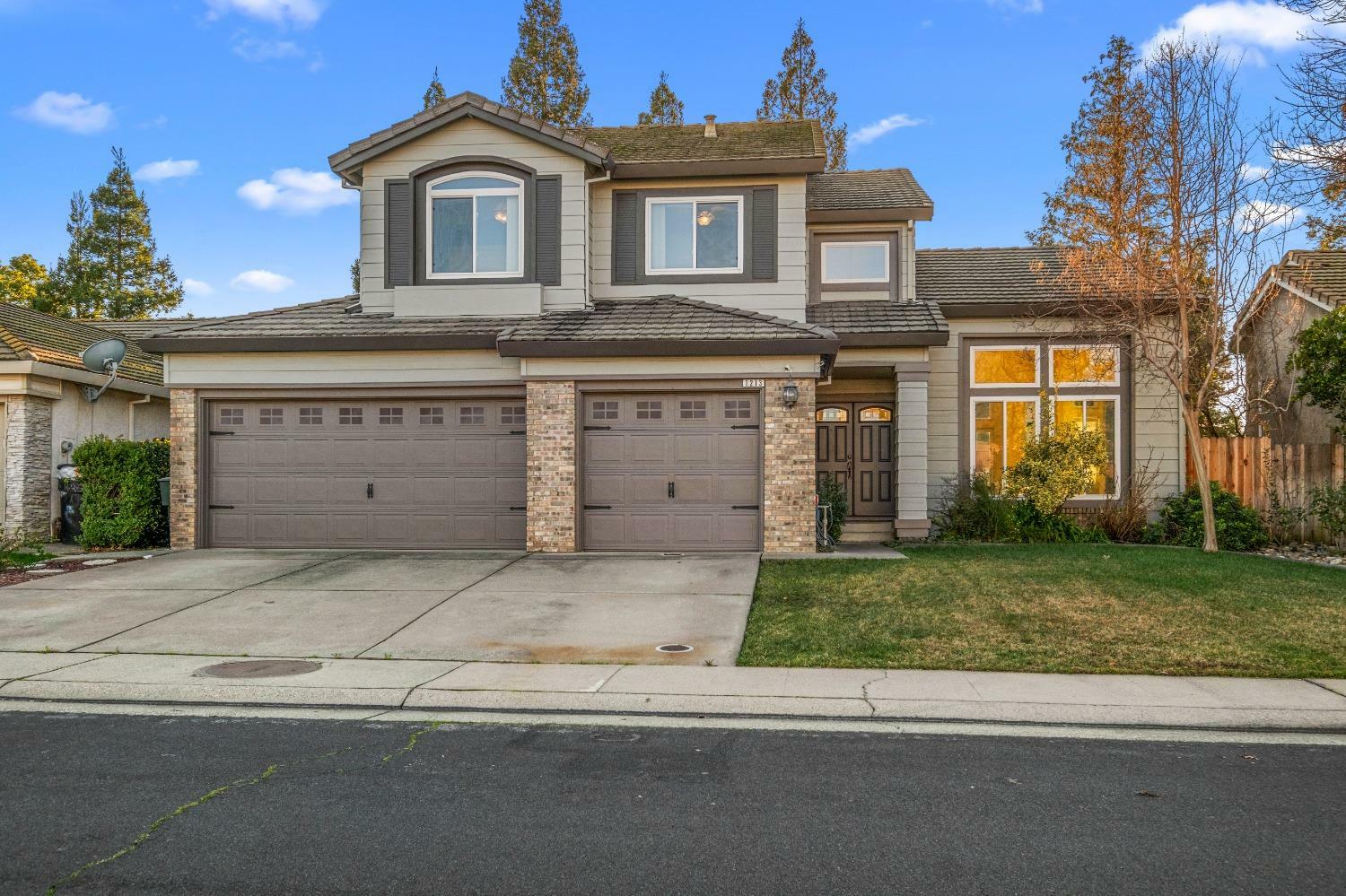 1213 Canevari Drive  Roseville CA 95747 photo