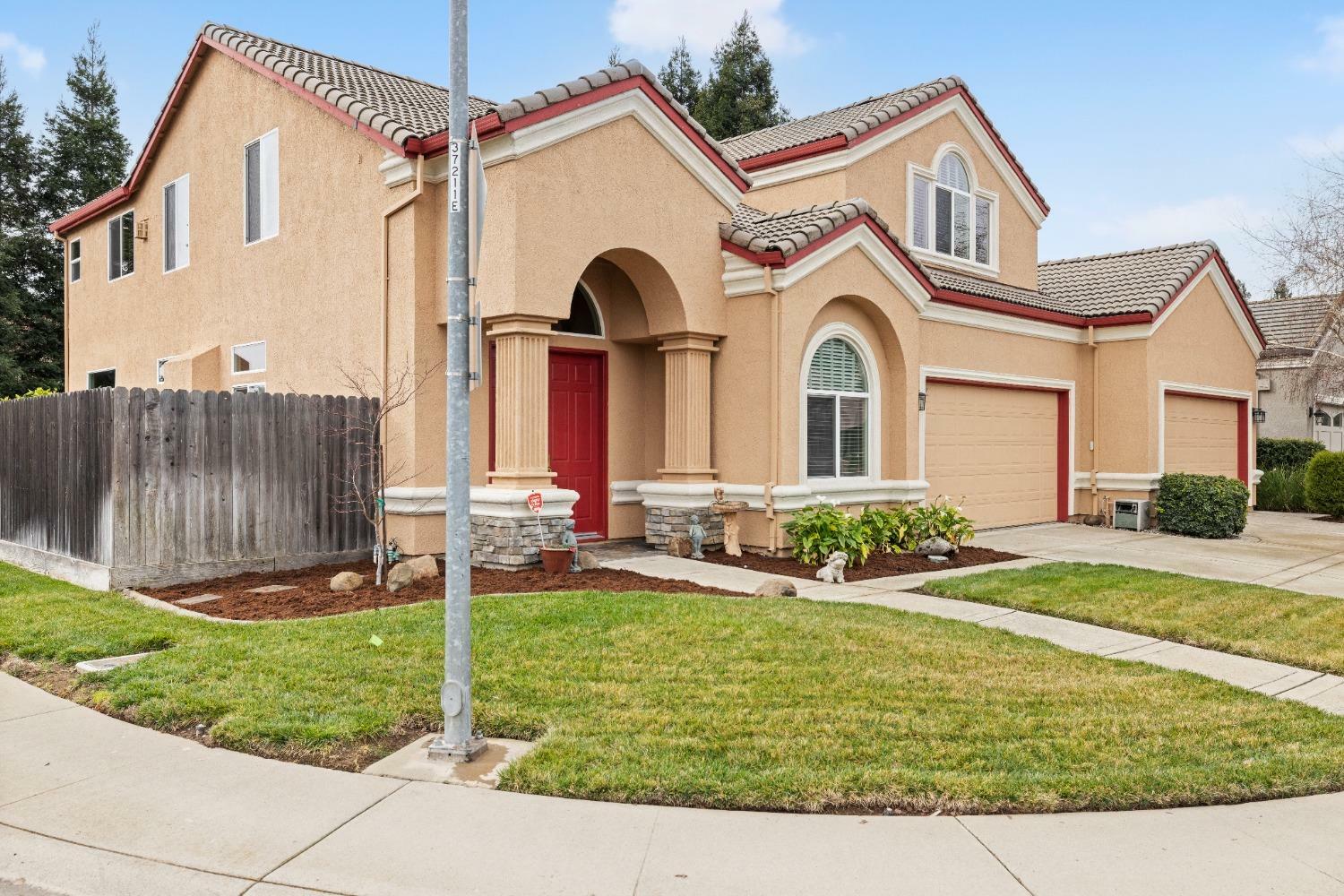 Property Photo:  8942 Beckington Drive  CA 95624 