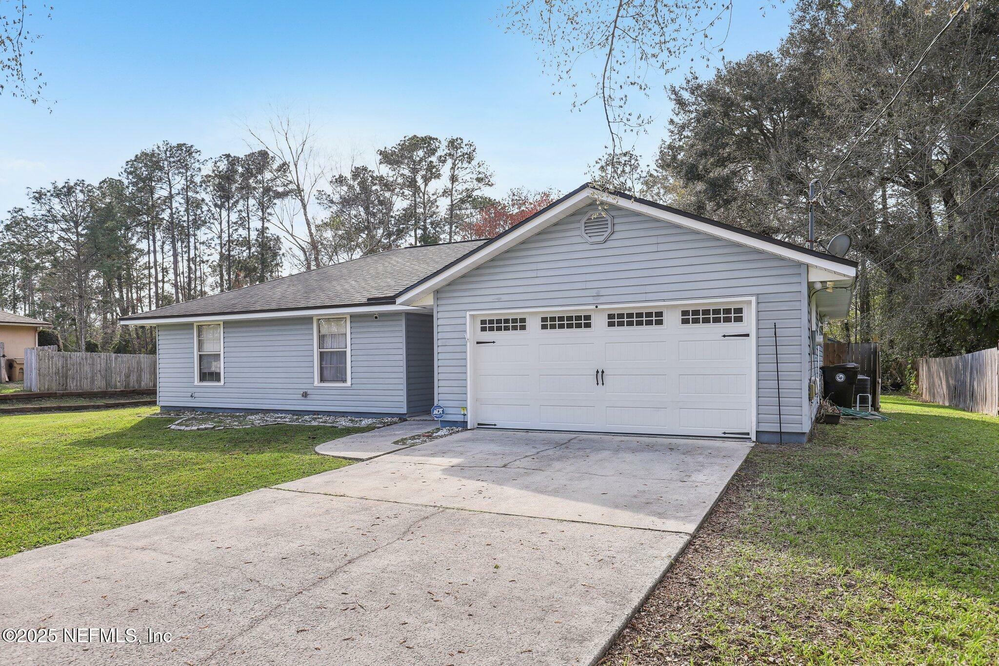 Property Photo:  2152 Deer Run Lane  FL 32003 