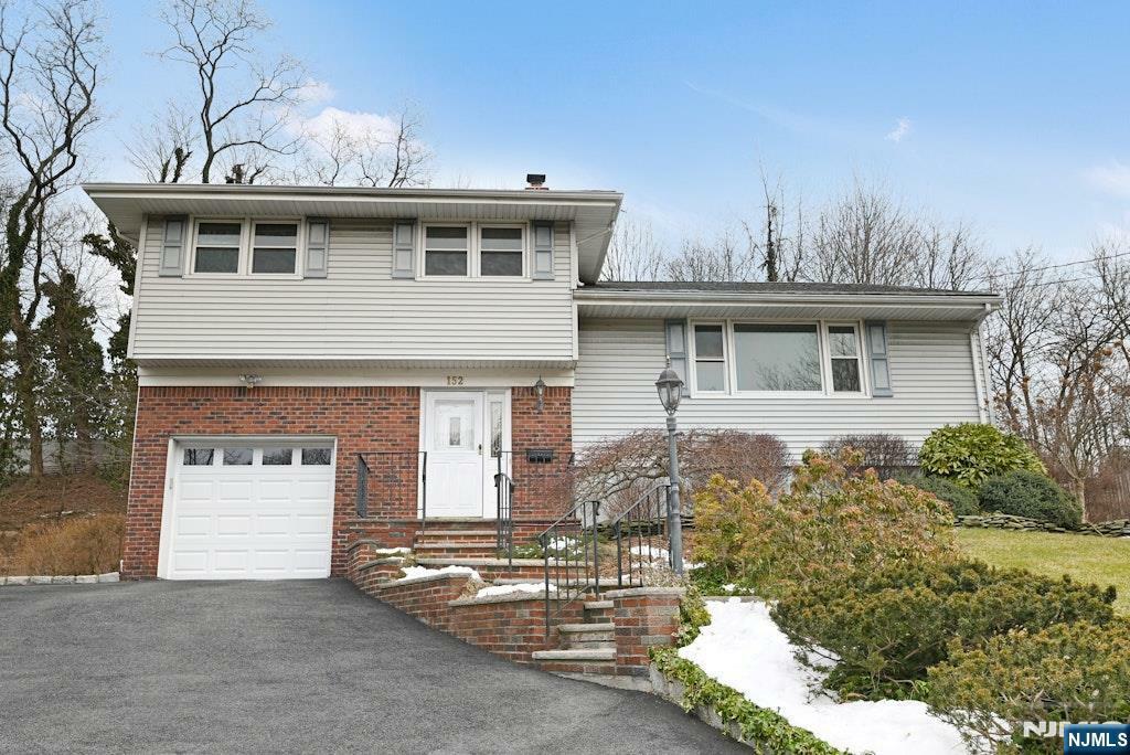 152 Broadview Terrace  Paramus NJ 07652 photo