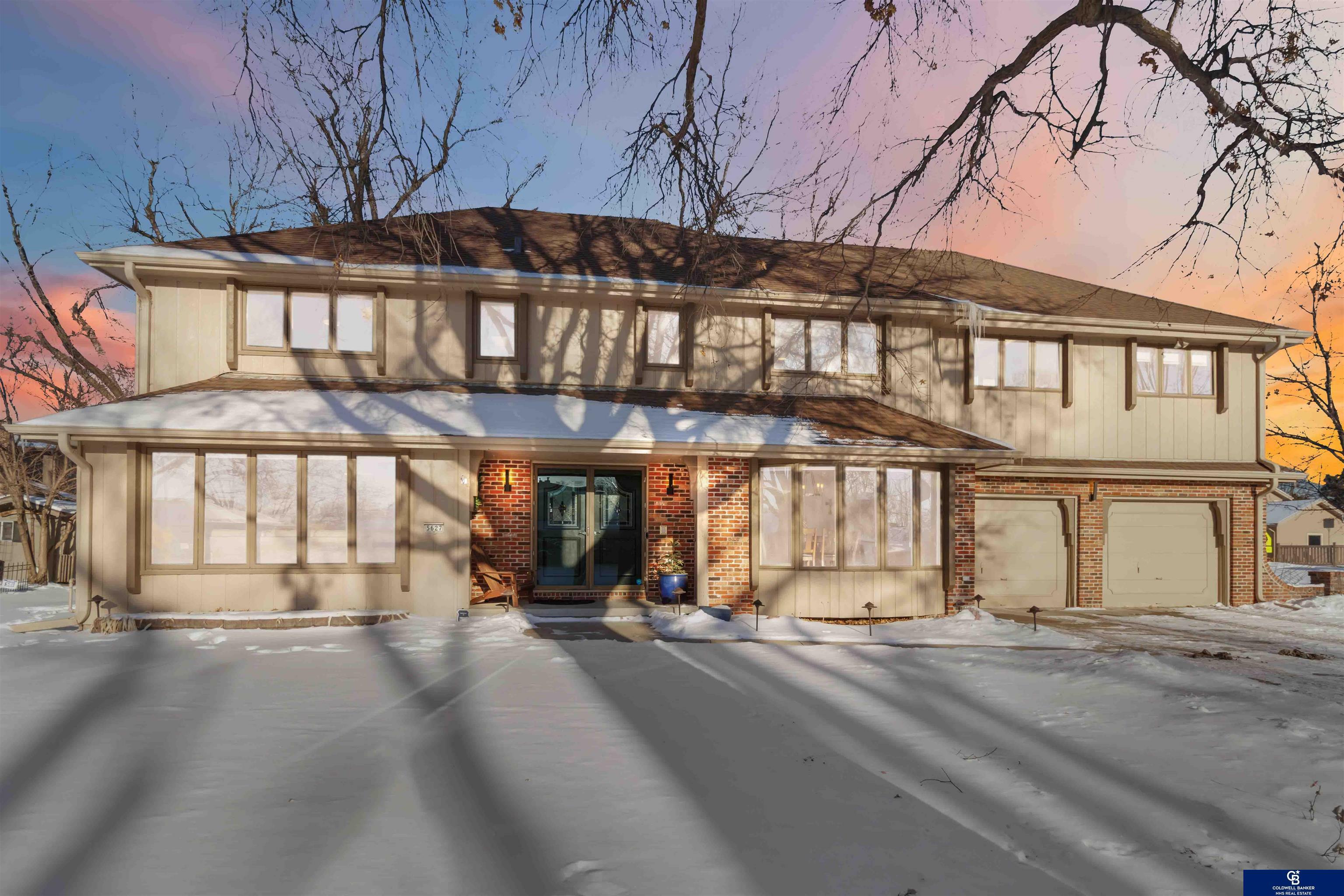 Property Photo: 5627 Oak Hills Drive NE 68137