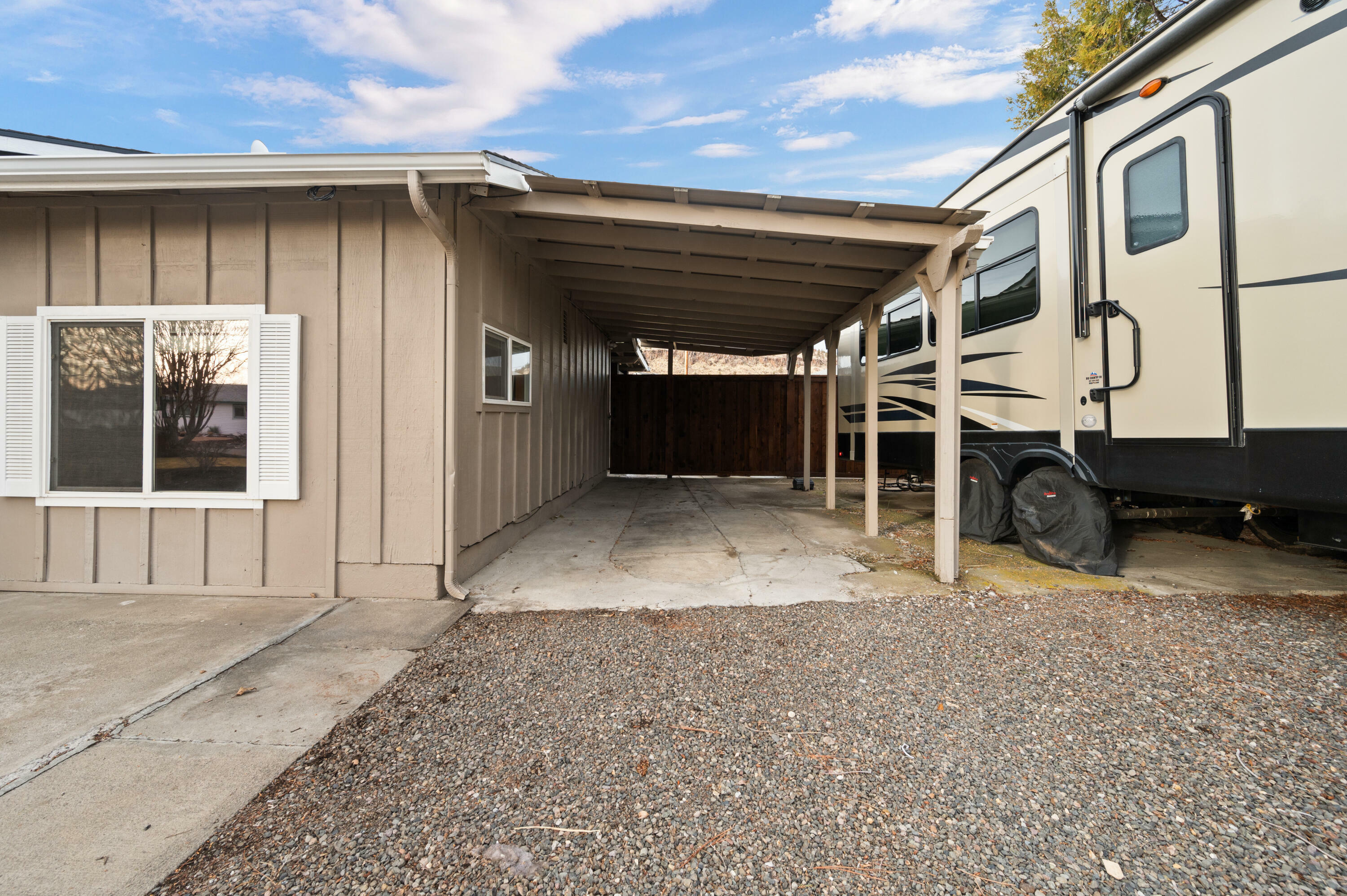 Property Photo:  2805 Slayton Court  OR 97754 