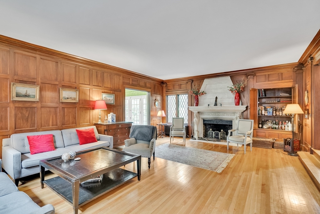 Property Photo:  473 Chestnut Hill Avenue  MA 02445 