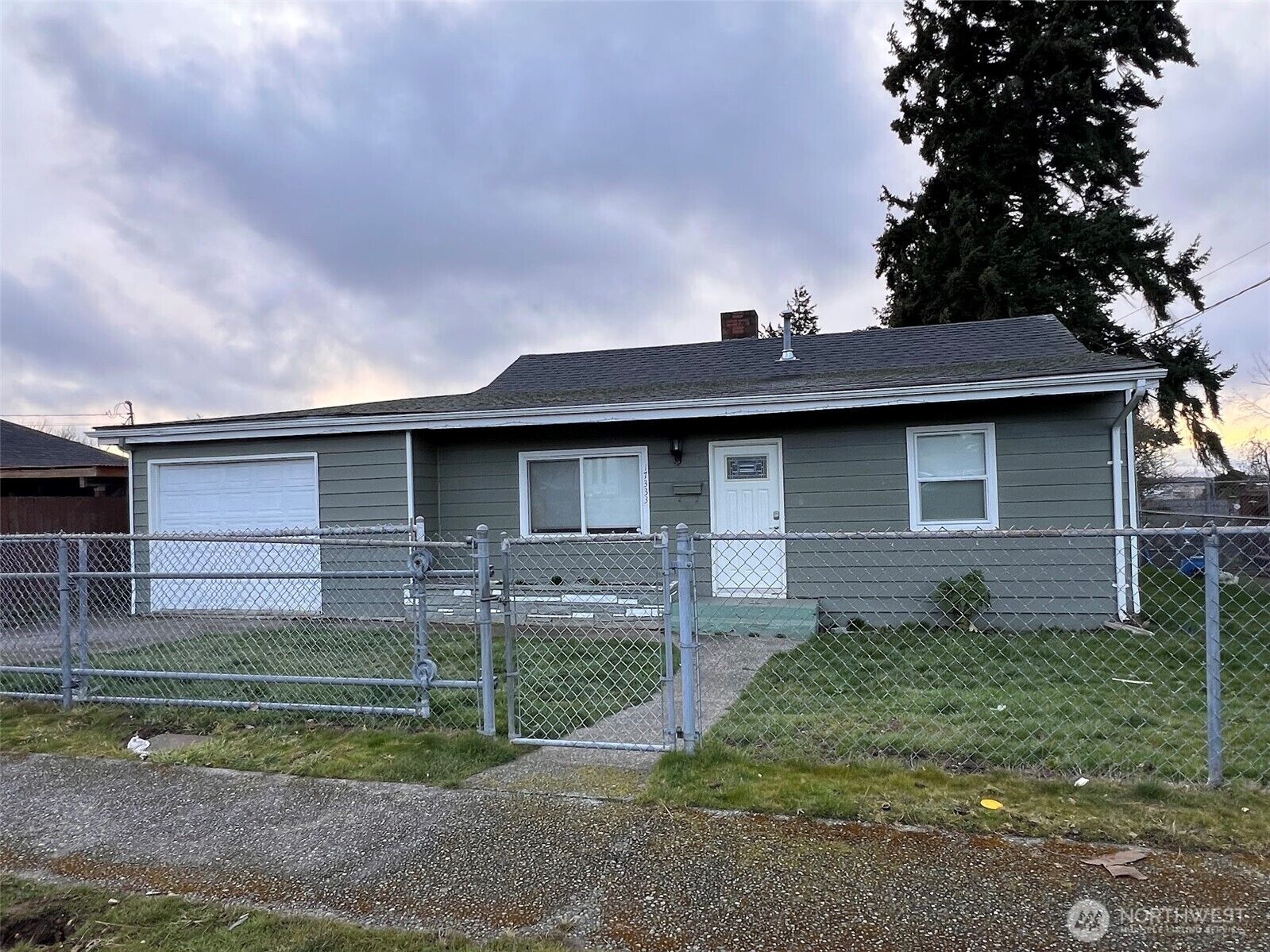 Property Photo:  17333  33rd Avenue S  WA 98188 