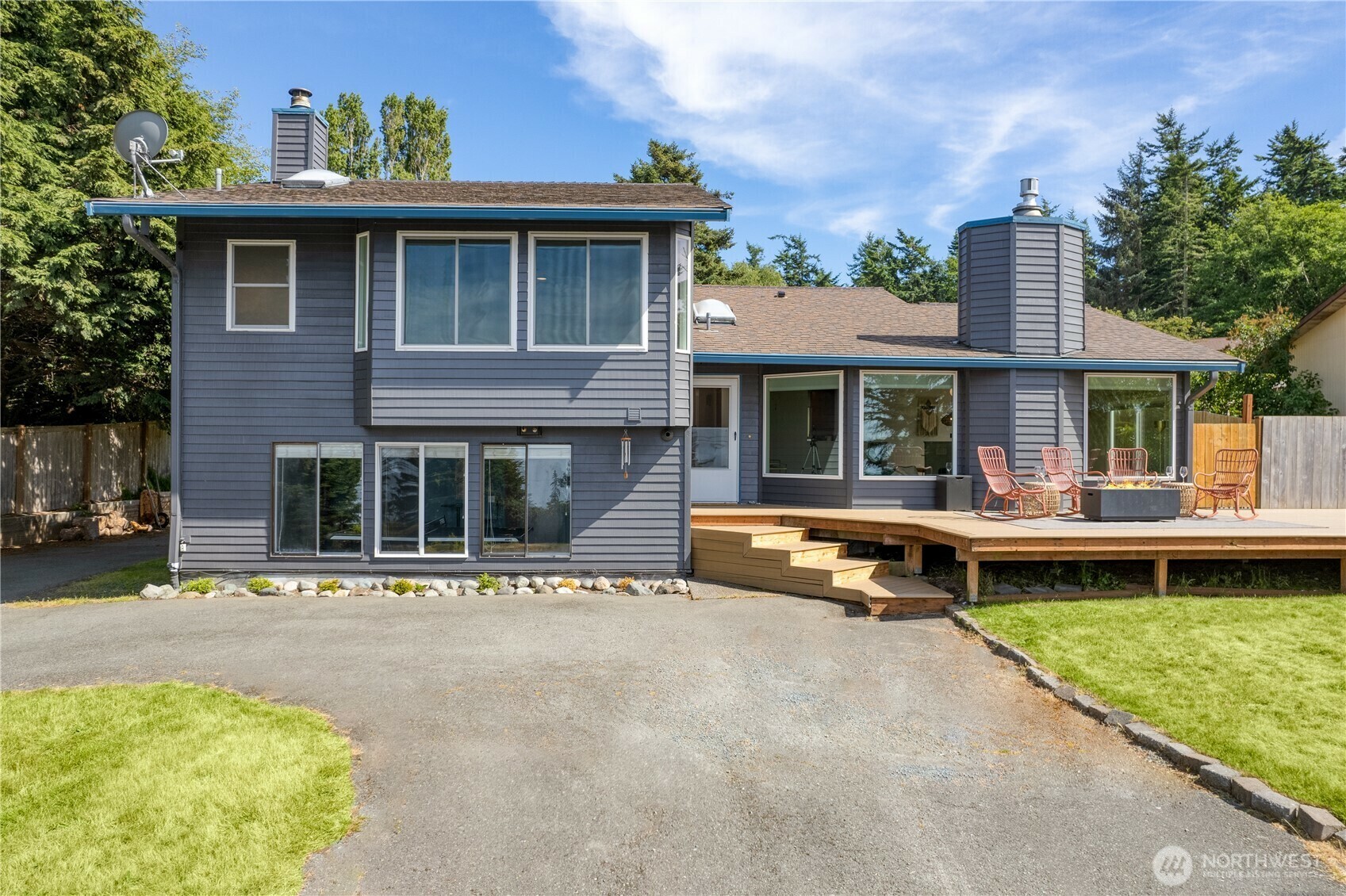 Property Photo:  1432  West Beach Road  WA 98277 