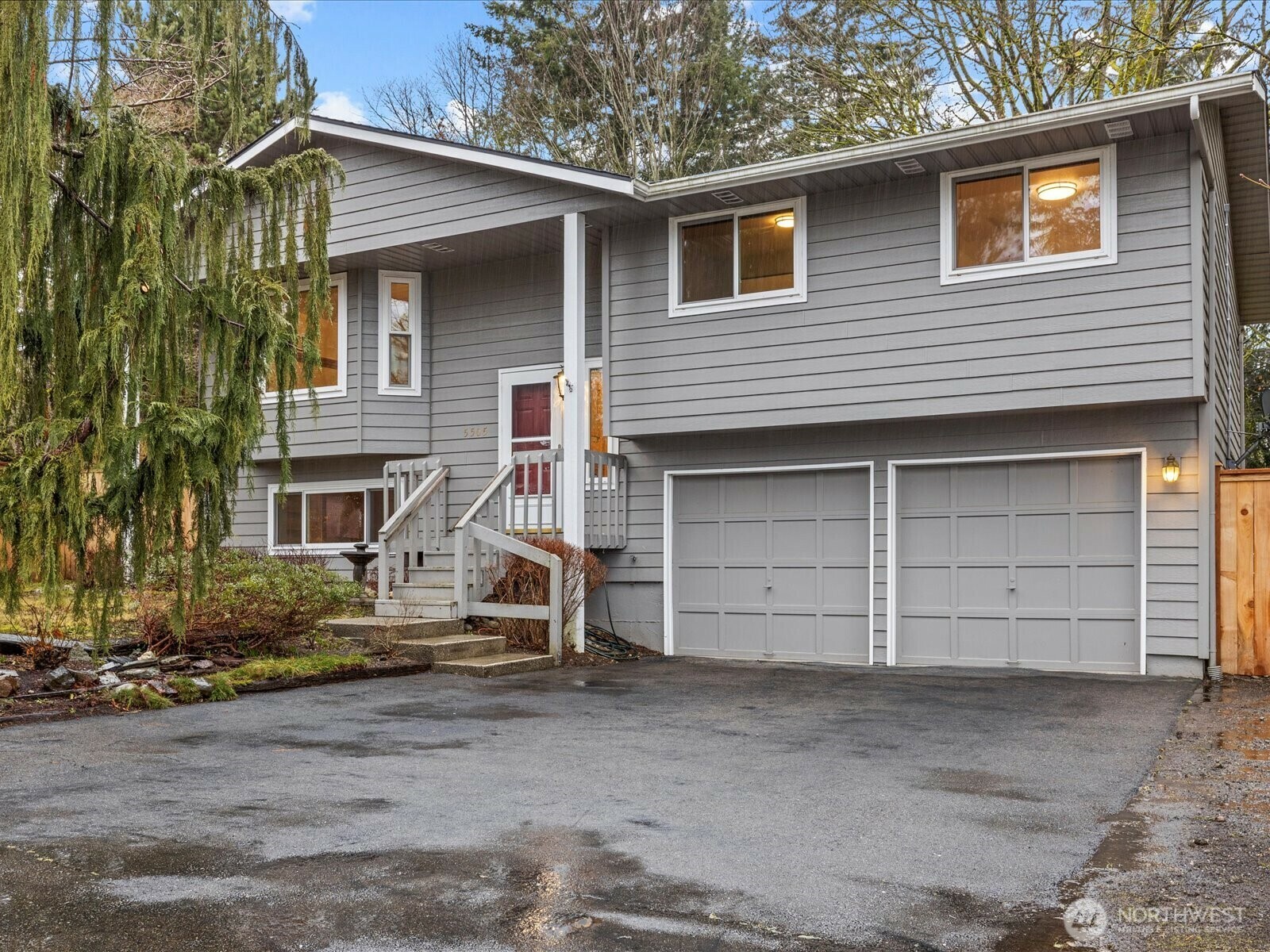 Property Photo:  5505  93rd Drive SE  WA 98290 