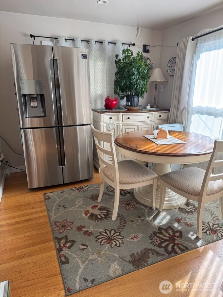 Property Photo: 830 NE 67th Street WA 98114