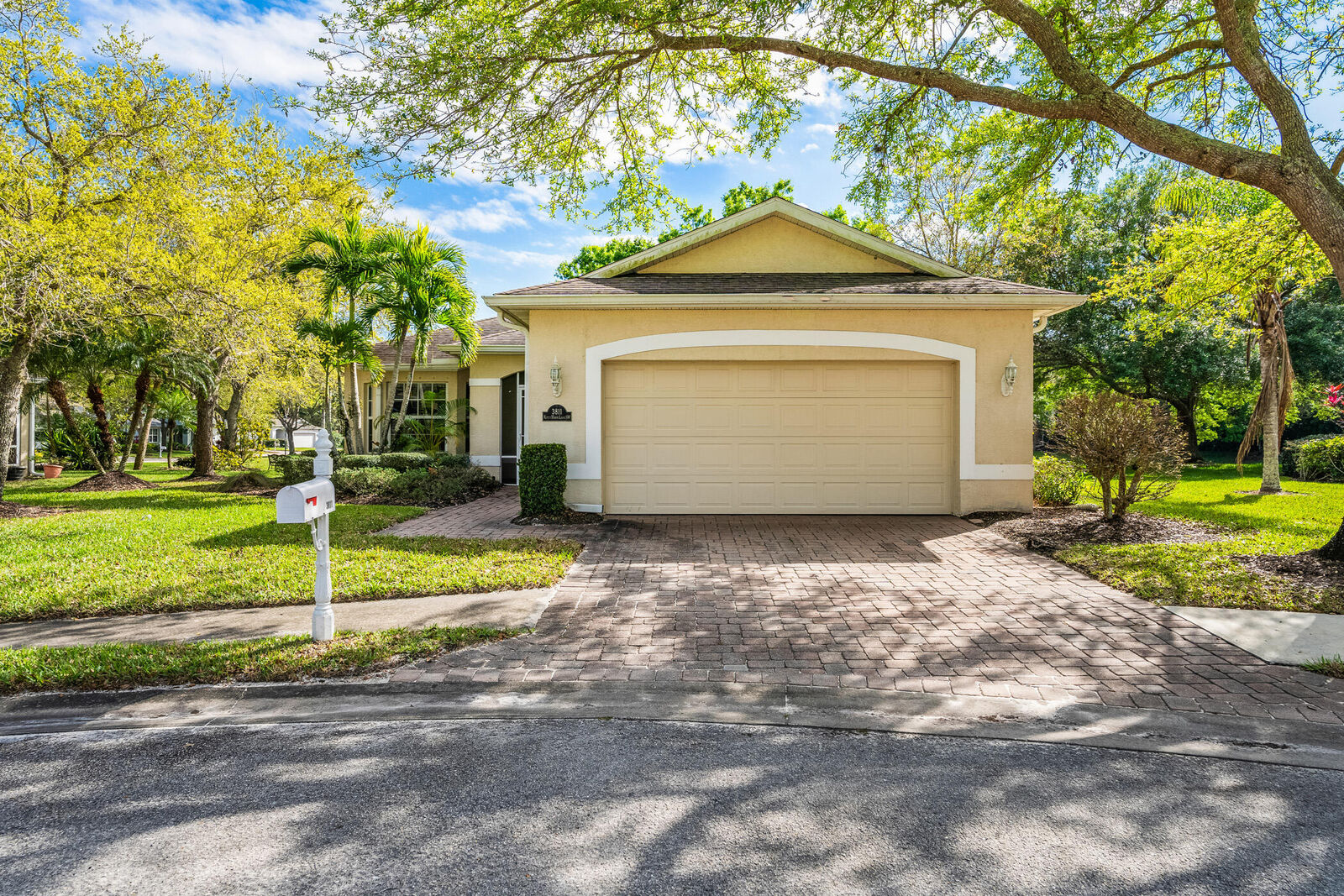 Property Photo:  3811 Kitty Hawk Lane SW  FL 32968 