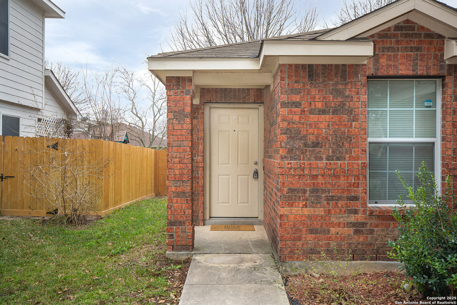 Property Photo:  317 Longhorn Way  TX 78108 