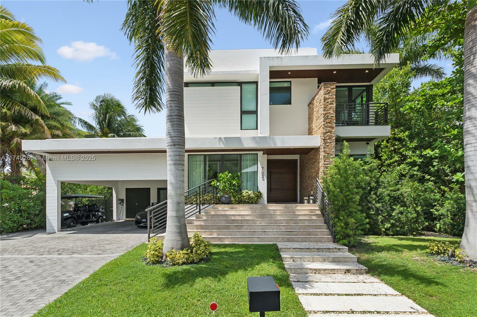 762 Fernwood Rd  Key Biscayne FL 33149 photo