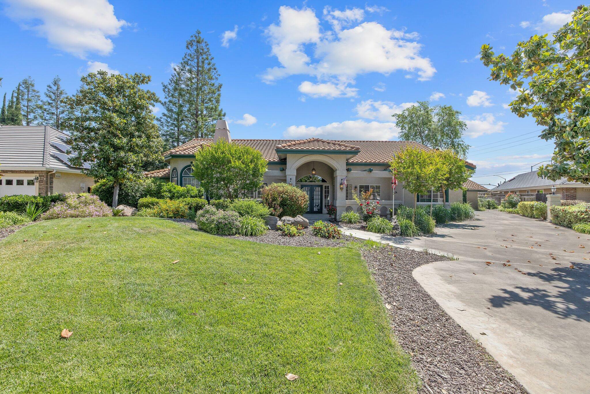 3522 S Bridge Street  Visalia CA 93277 photo