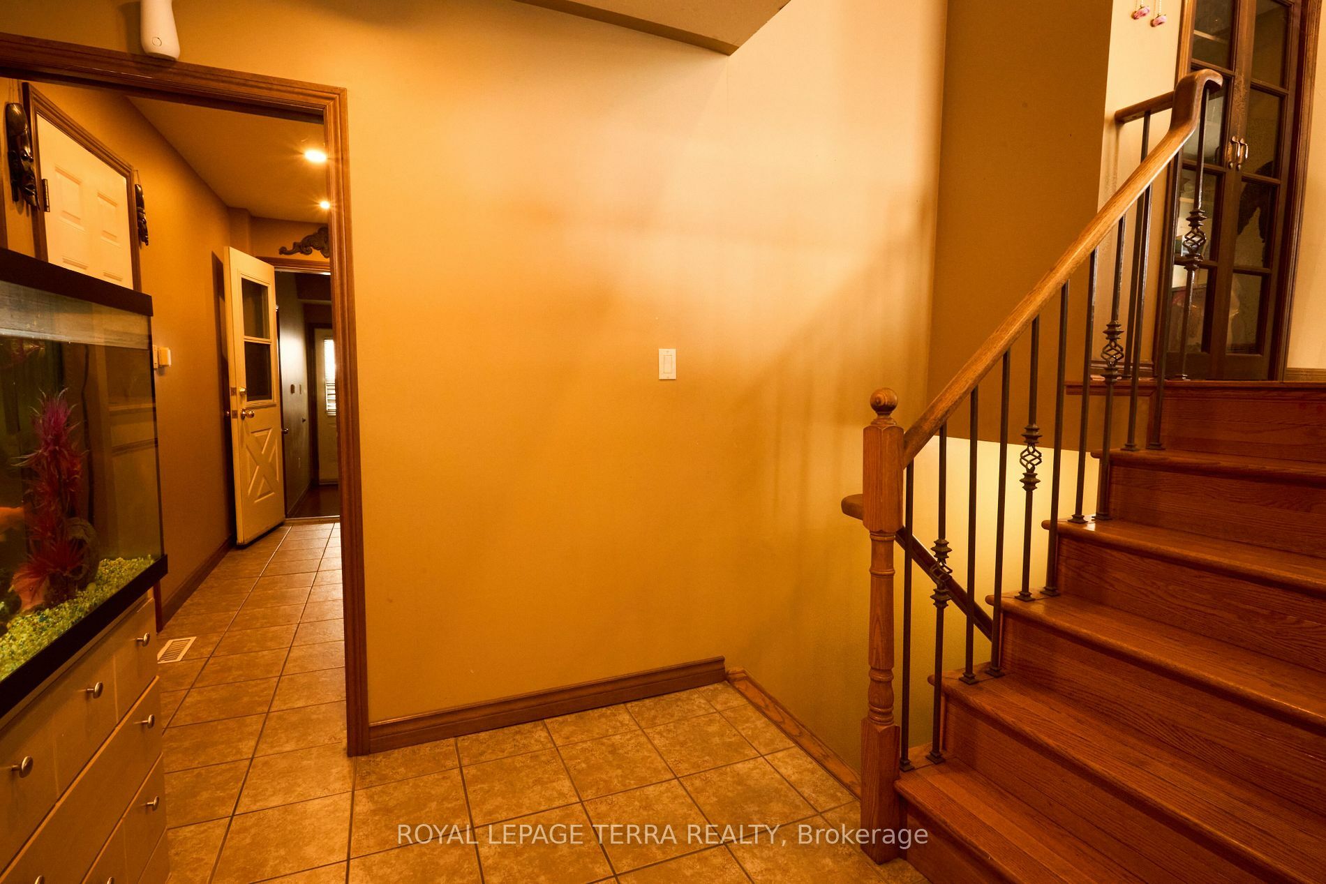 Property Photo:  326 Little Ave  ON L4N 2Z6 