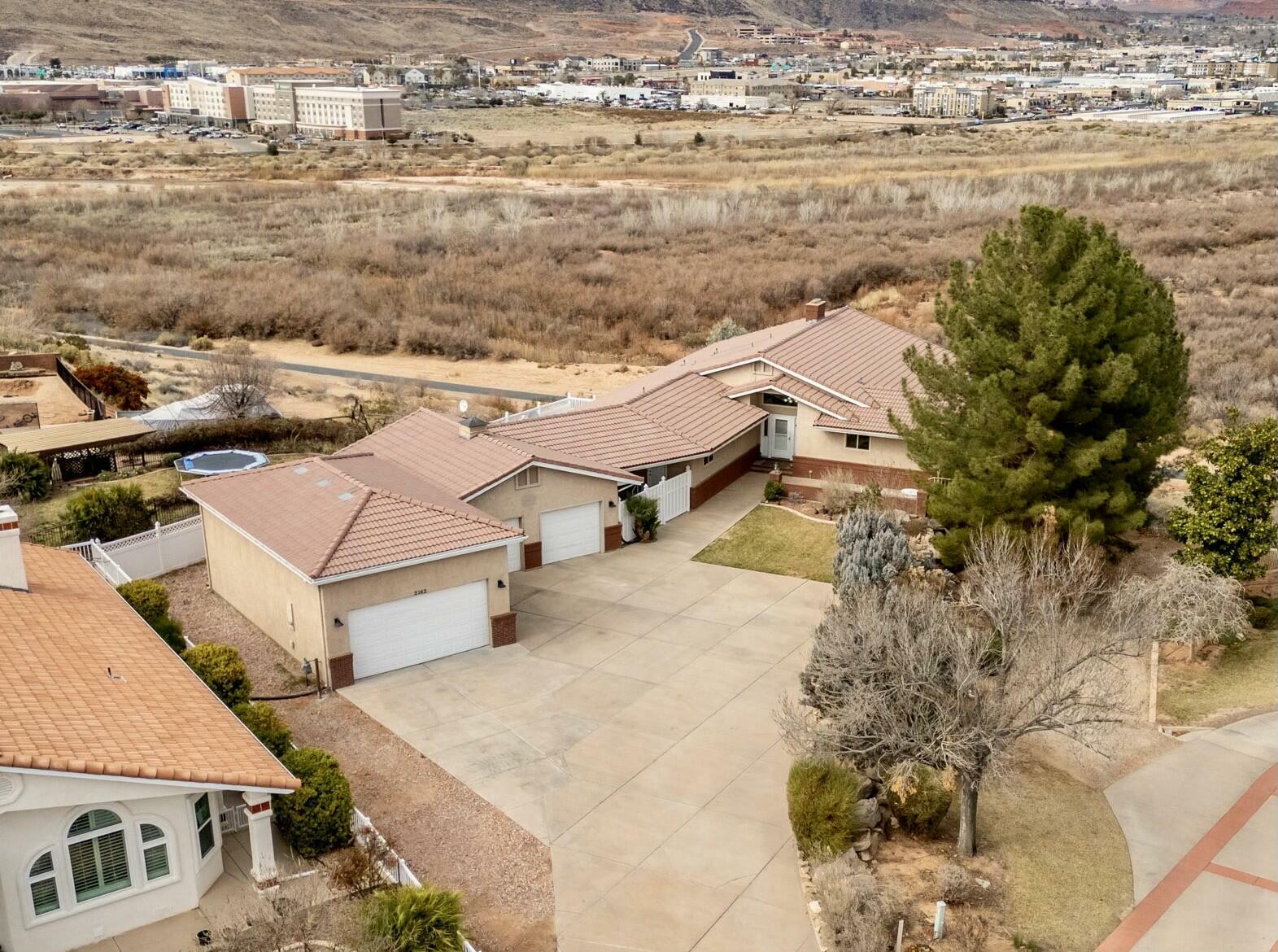 Property Photo: 2162 San Juan Cir UT 84790