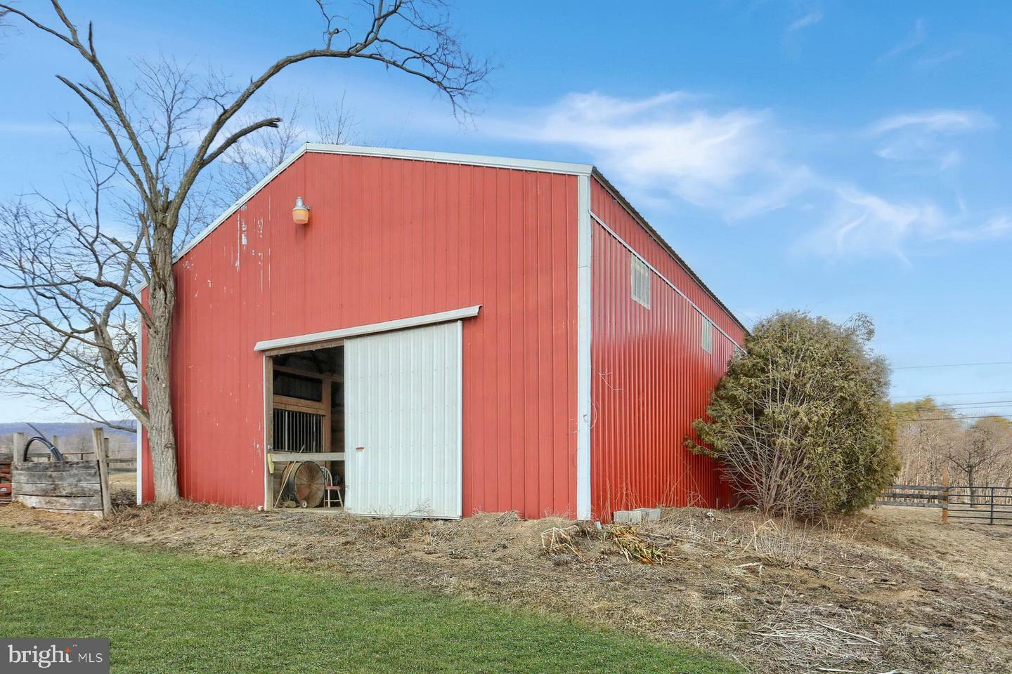 Property Photo:  1402 Longs Gap Road  PA 17013 