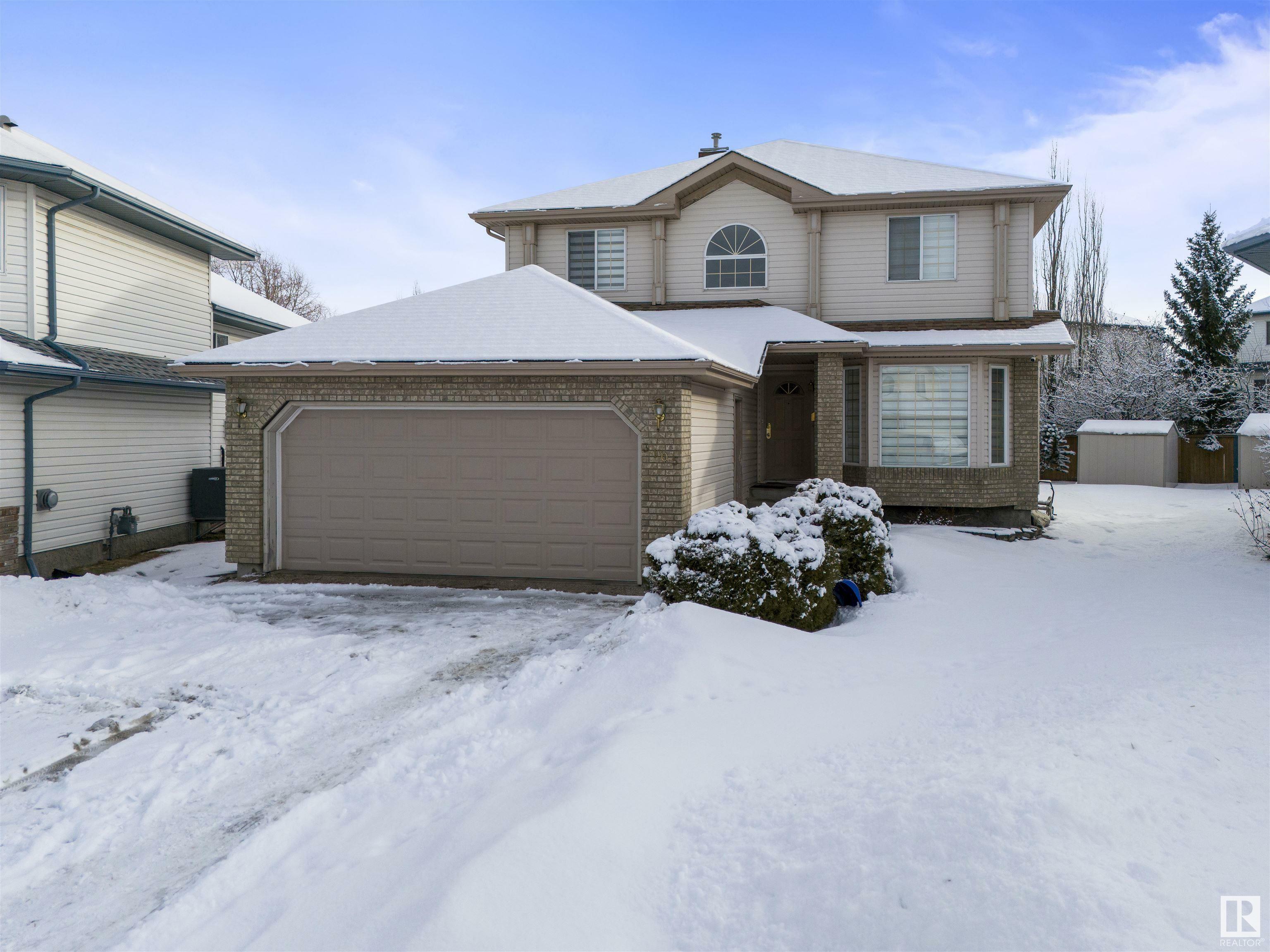 Property Photo:  3105 41A Ave NW  AB T6T 1J4 