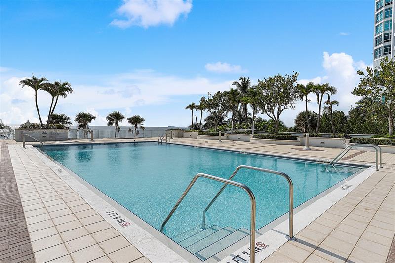 Property Photo: 1620 S Ocean Blvd 4N FL 33062