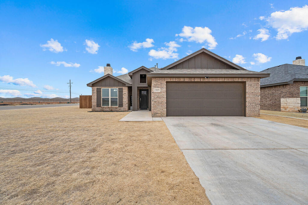 Property Photo:  1909 Durham Avenue  TX 79382 