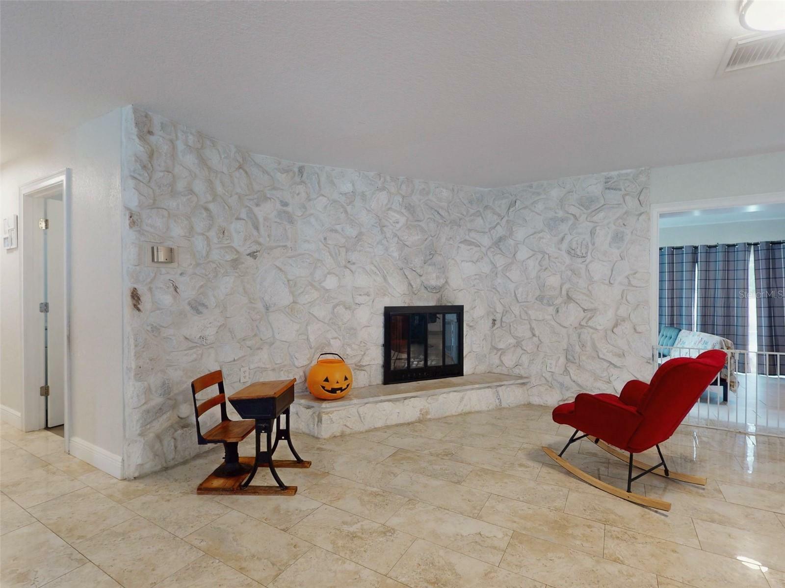 Property Photo:  3832 SE 2nd Street  FL 34471 