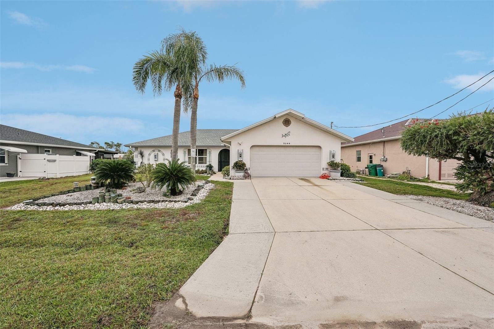 Property Photo:  5244 Early Terrace  FL 33981 