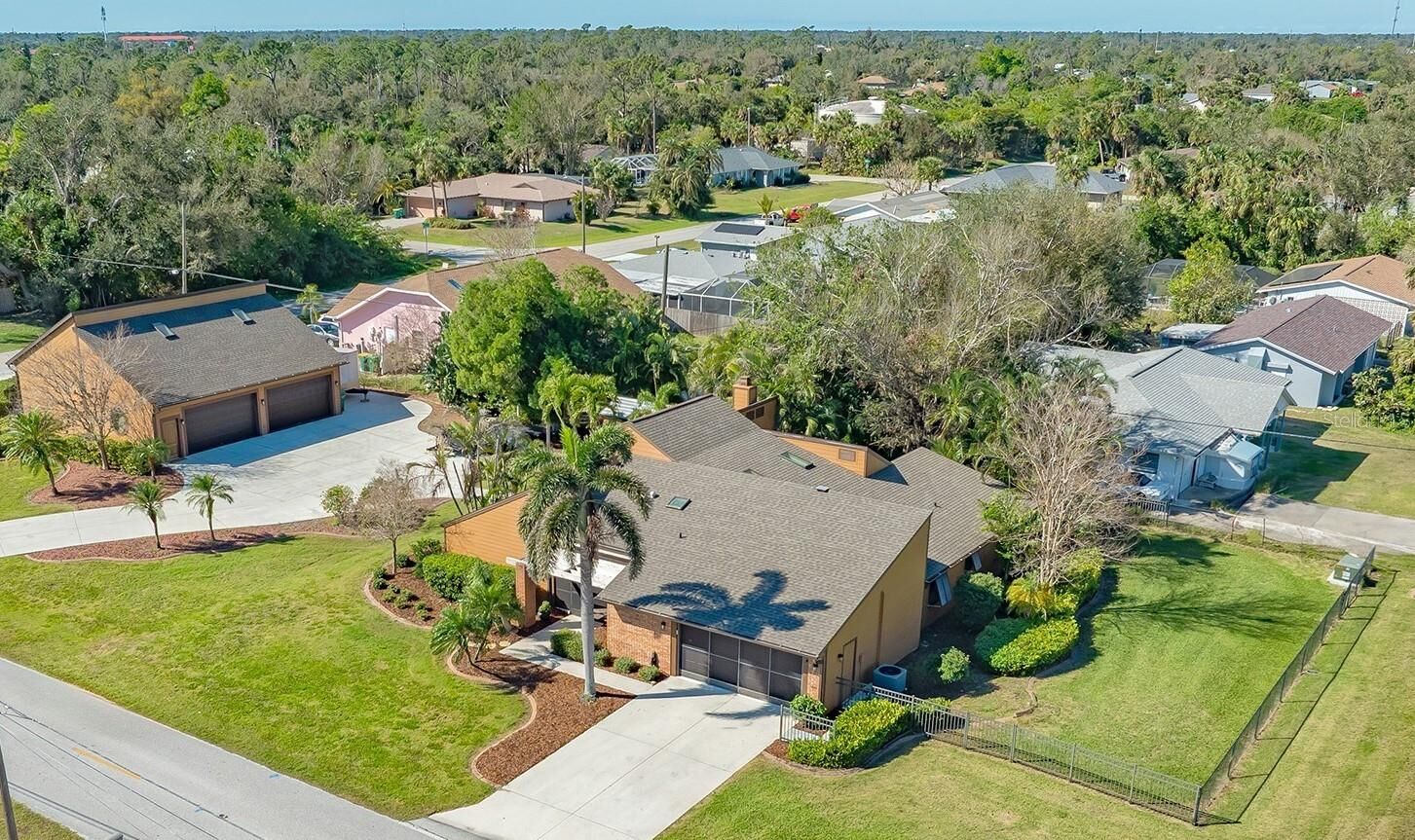 Property Photo: 1525 Hinton Street FL 33952