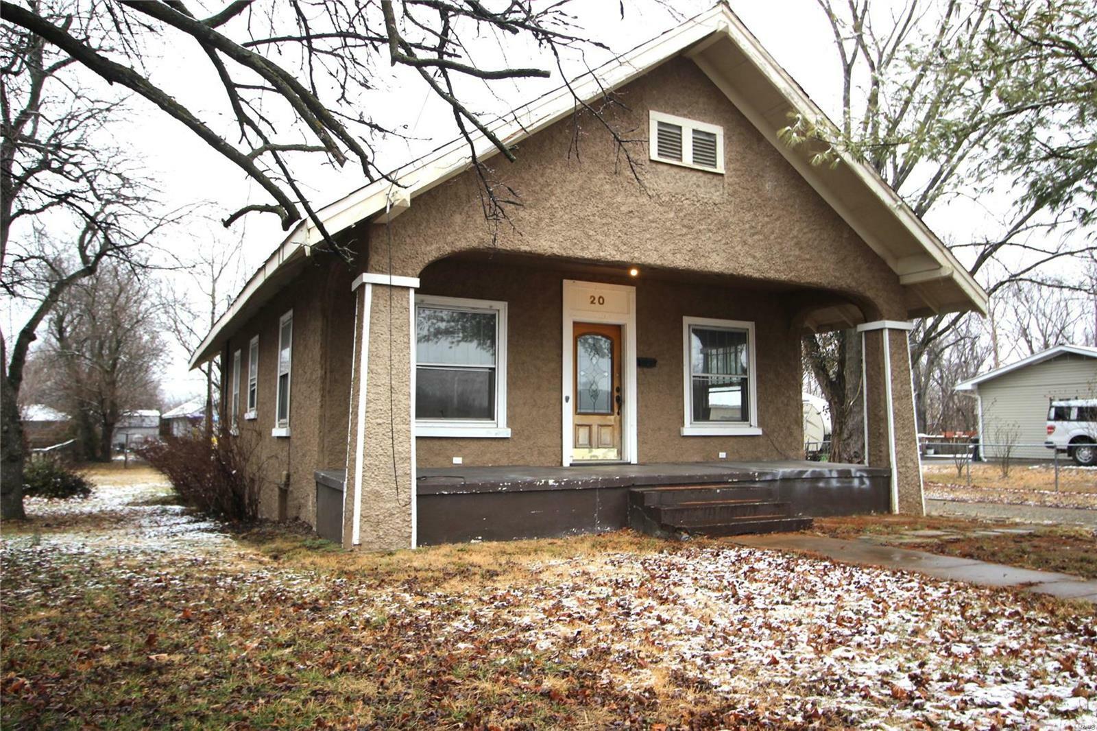 Property Photo:  20 E Oak Street  MO 63628 