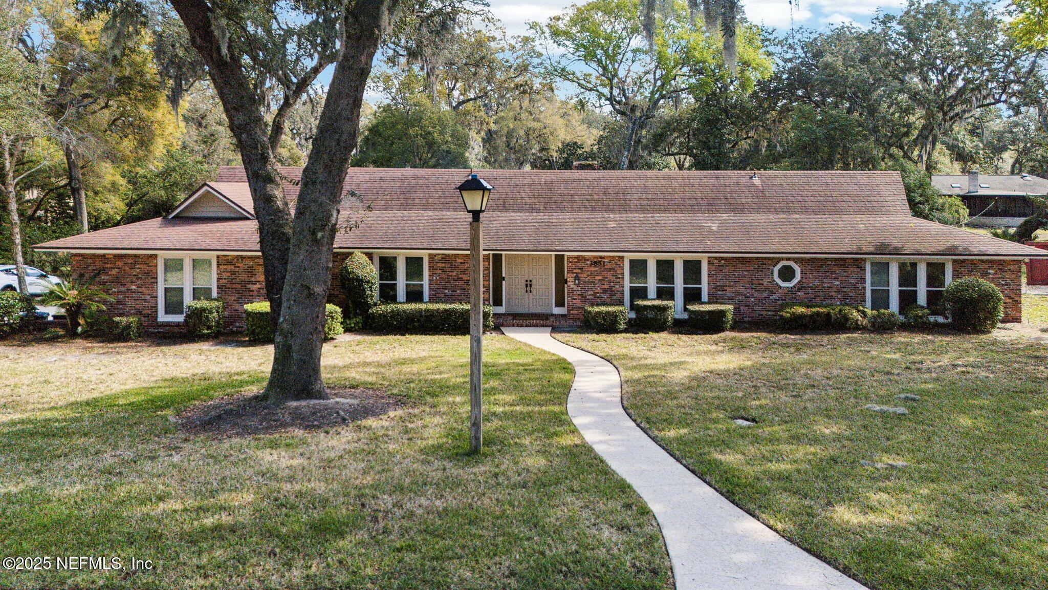 Property Photo:  3851 Timucua Trail  FL 32277 