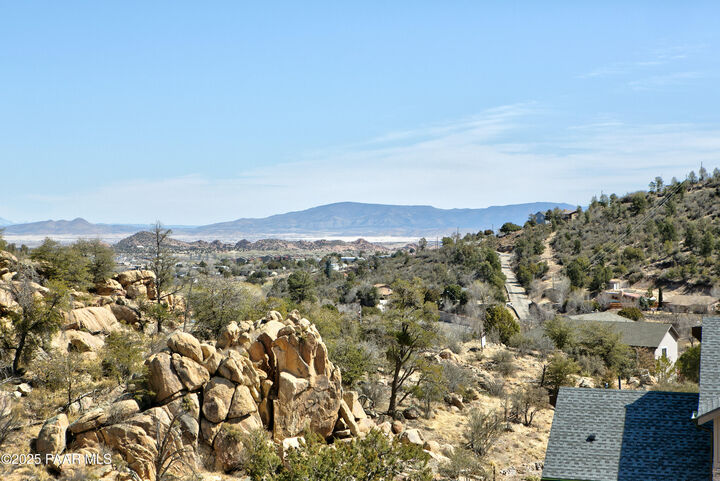 Property Photo:  2313 Cyclorama Drive  AZ 86305 