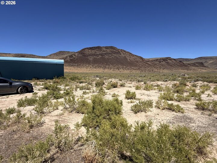 Property Photo: 49927 Shuffield Rd OR 97640