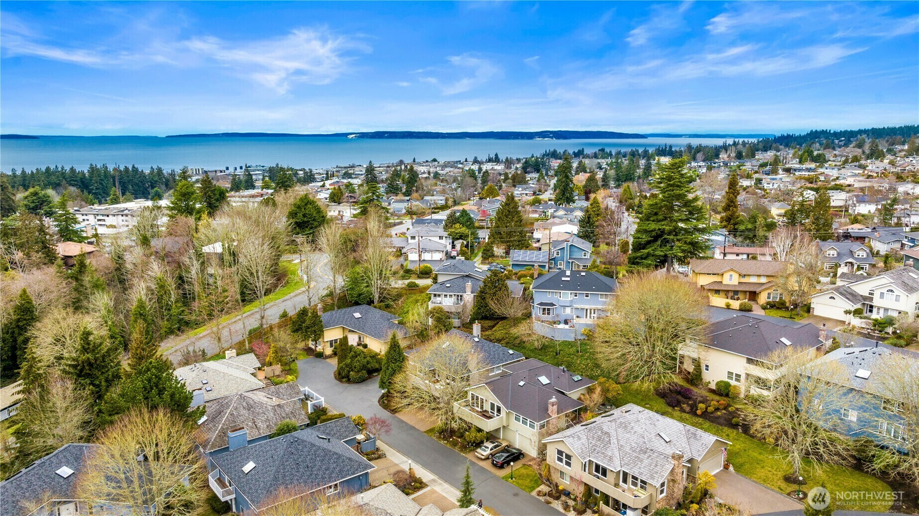 Property Photo:  615  Elm Place  WA 98020 