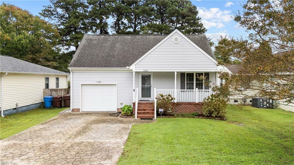 Property Photo: 1322 Hazel Ave VA 23325