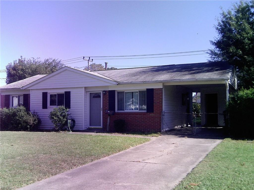 Property Photo:  424 Constitution Dr  VA 23462 