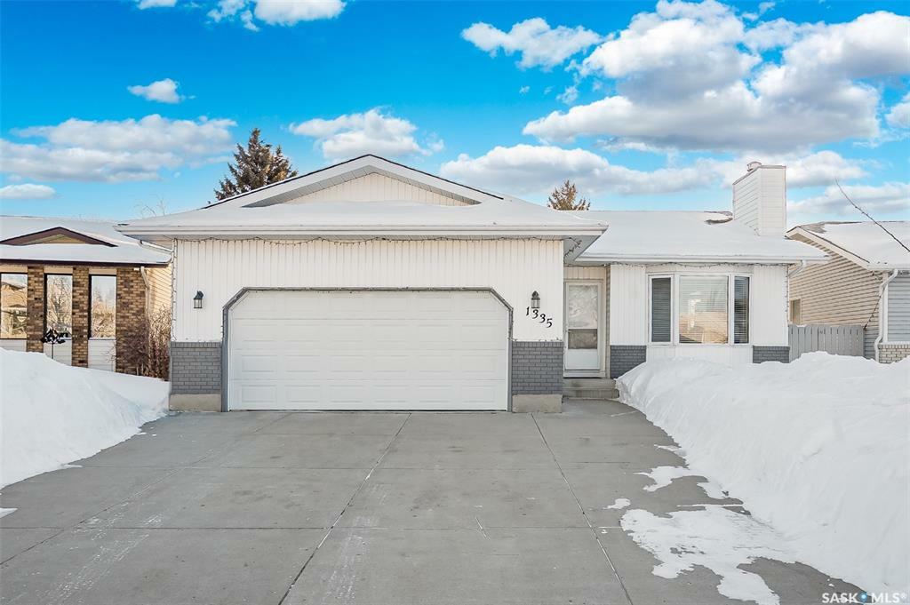 1335 Haslam Way  Saskatoon SK S7S 1G4 photo