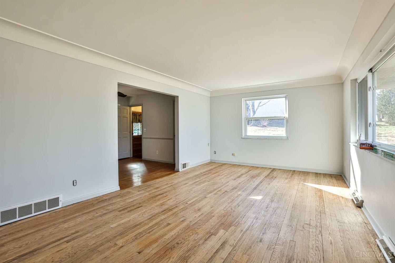 Property Photo:  2120 Adams Road  OH 45231 