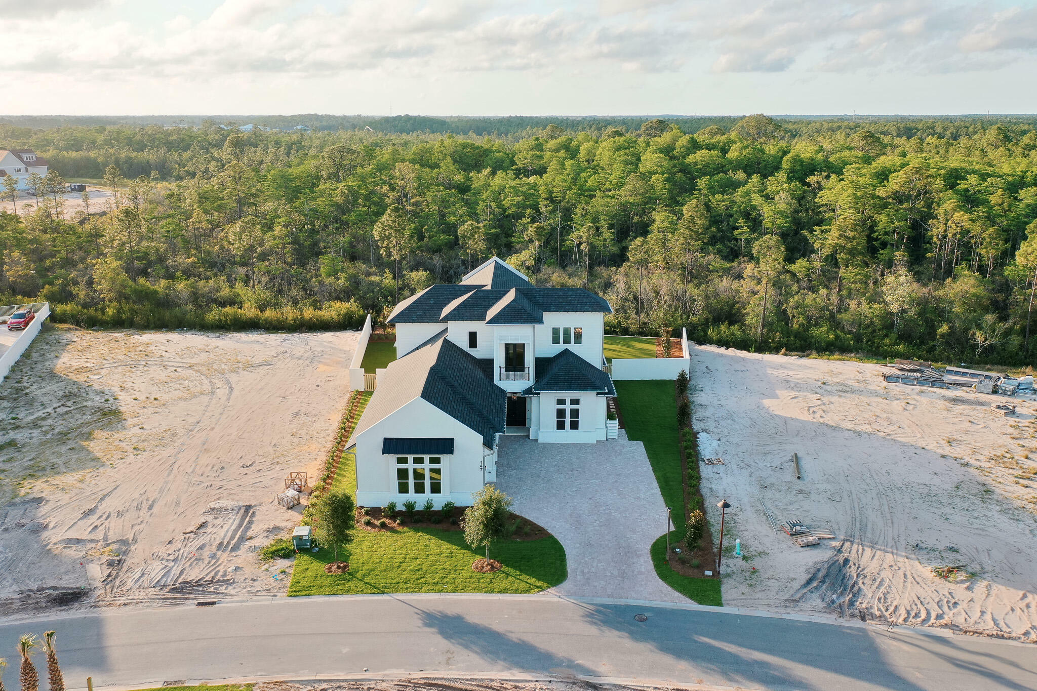 Property Photo: 147 Quail Hollow Court FL 32461