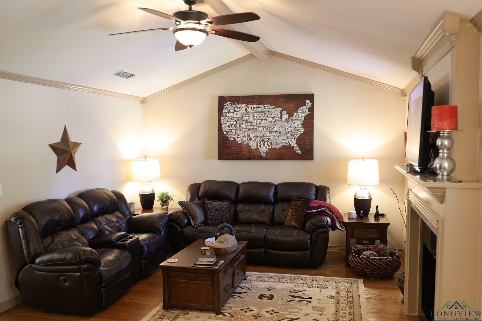 Property Photo: 531 Park Place Drive TX 75633