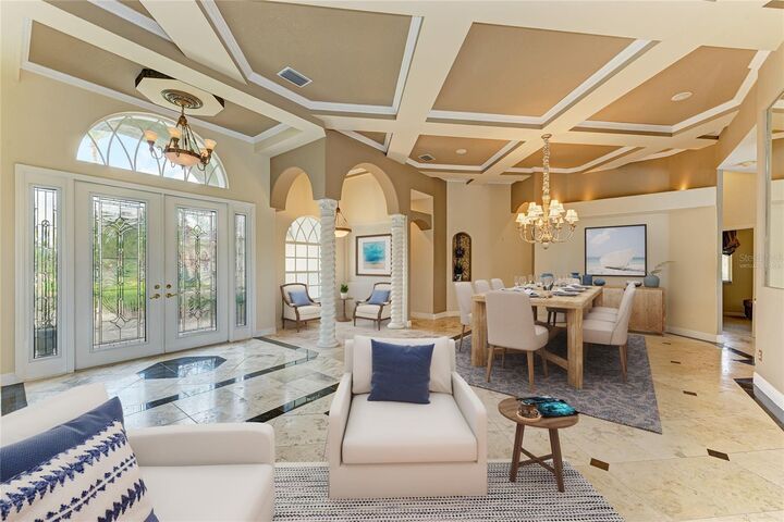 Property Photo:  10002 Cherry Hills Avenue Circle  FL 34202 