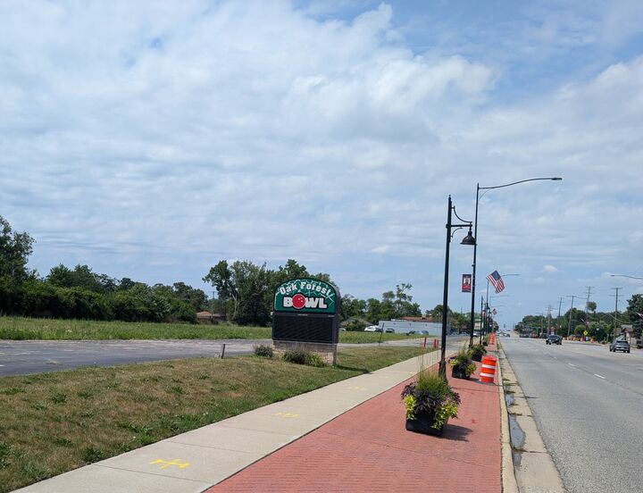 Property Photo:  15200-60 S Cicero Avenue  IL 60452 