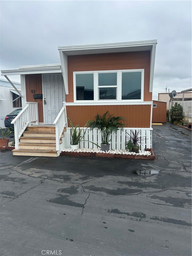 Property Photo: 21926 S Vermont Avenue S 62 CA 90502