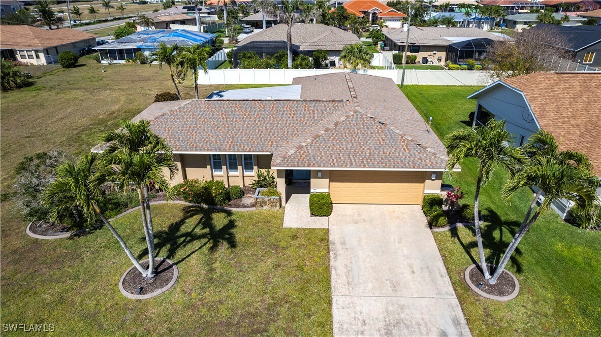 1529 SW 52nd Lane  Cape Coral FL 33914 photo