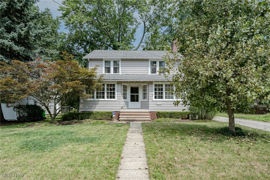 Property Photo:  899 Som Center Road  OH 44143 