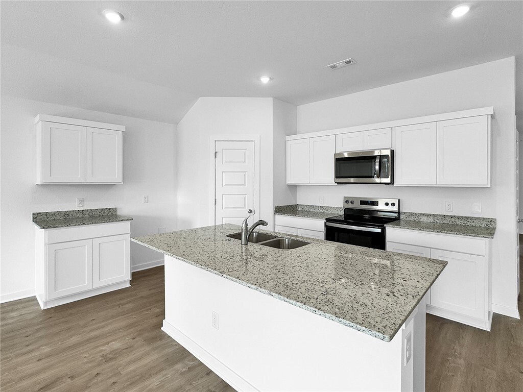 Property Photo: 440 Raegan Street AR 72753