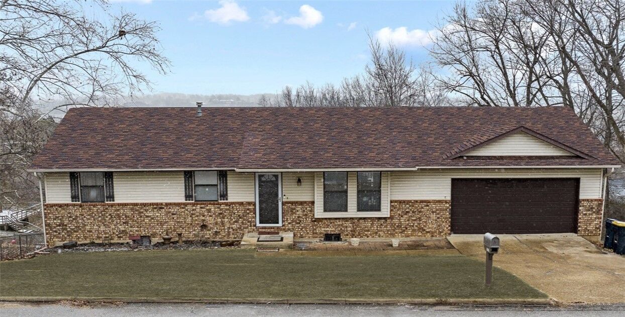 Property Photo: 1215 Speer Drive AR 72601