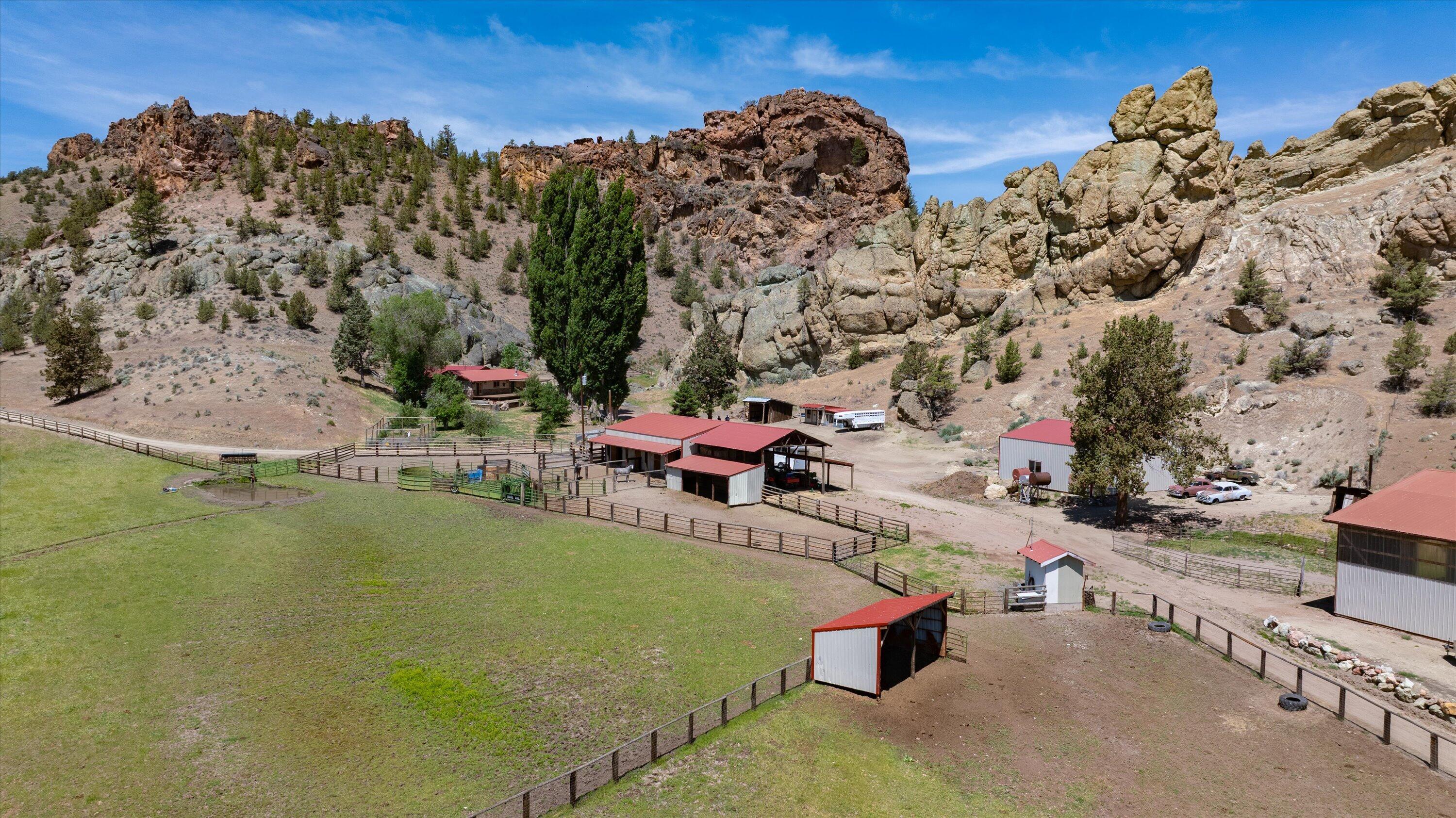 Property Photo: 12750 SE Carey Lane OR 97754