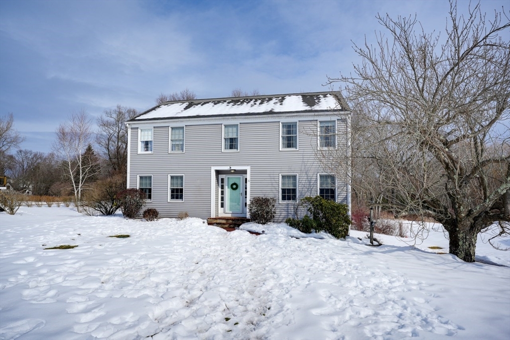 Property Photo:  31 Indian Meadow Dr  MA 01532 