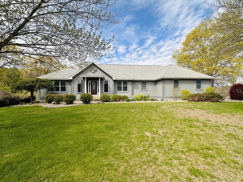 8 Alexander Dr  Agawam MA 01001 photo