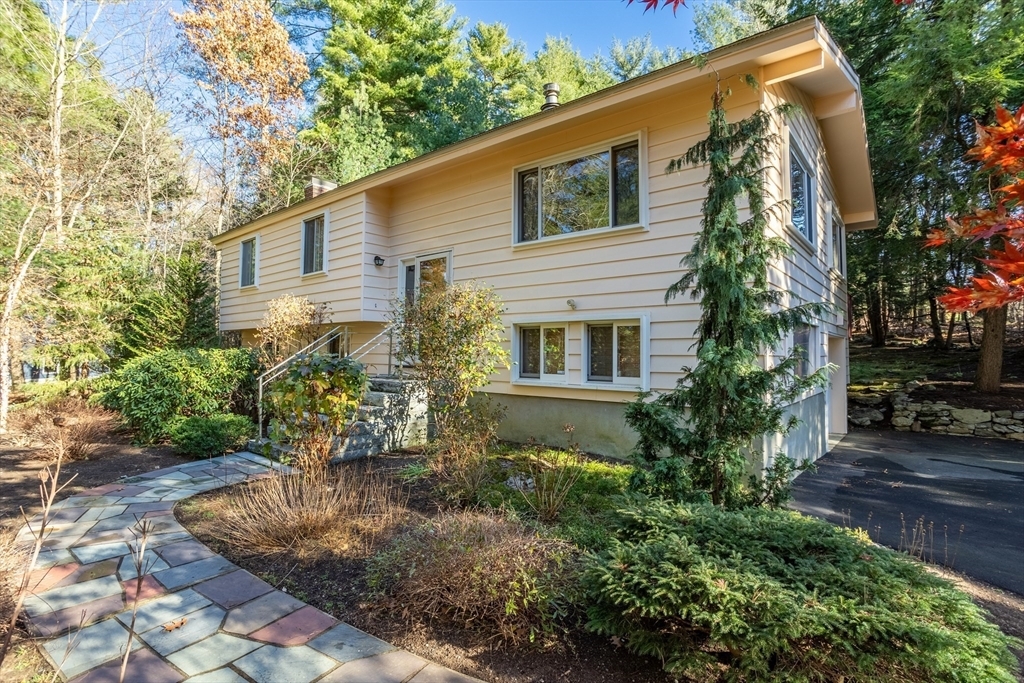 Property Photo: 6 Lido Lane MA 01730