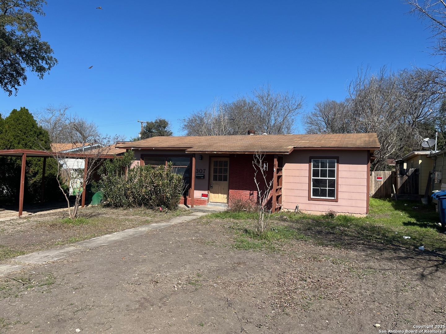 Property Photo:  307 Cherry Ridge  TX 78213 