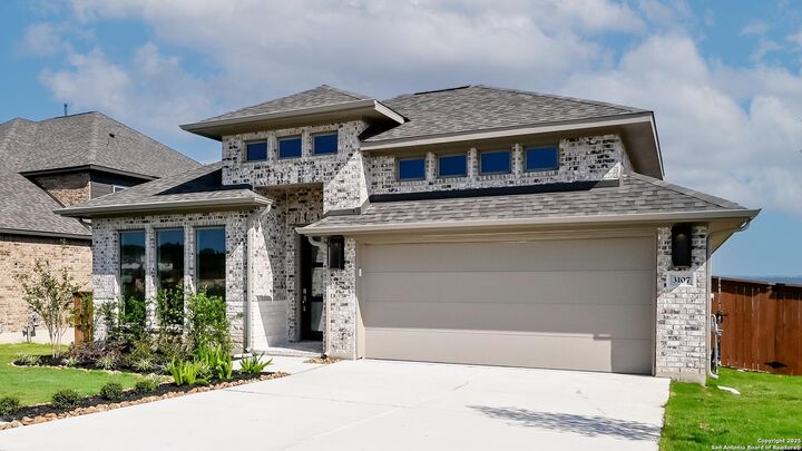 Property Photo:  3107 Bee Hill  TX 78108 