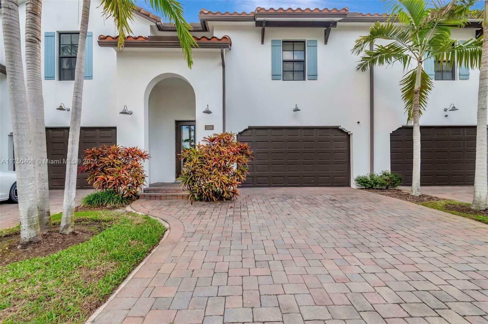 Property Photo:  3186 Santa Catalina Pl  FL 33467 